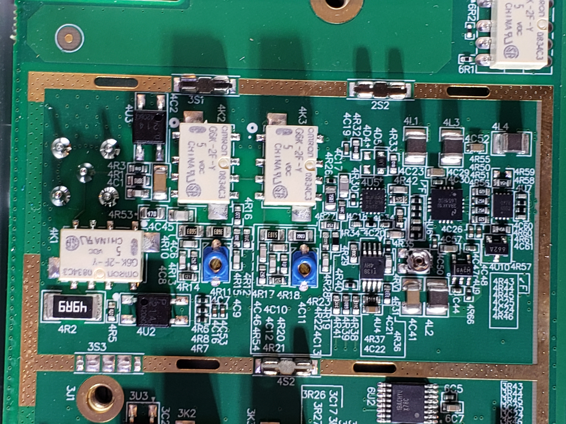 ゆうこページ UNI-T MSO2304X 300 MHz Mixed Signal Oscilloscope Teardown | Kerry